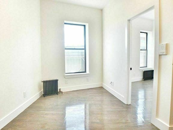 3rd image of 53-23 Roosevelt Ave #2M