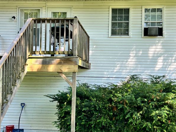 2575 W Center St #4, Ashtabula, OH 44004 – 1-bedroom rental in Ashtabula