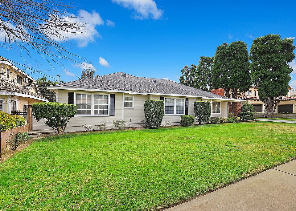 2nd image of 428 W Camino Real Ave