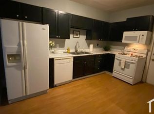 228 N Avon St FLOOR 1, Rockford, IL 61101