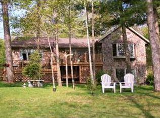 N7955 Thomas Ln, Crivitz, WI 54114