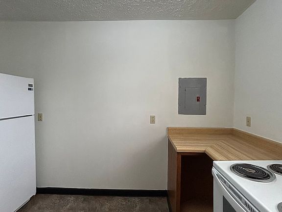5th image of 1937 S 12th St APT 3
