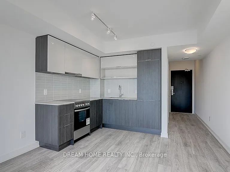 159 Wellesley St E #3304 — Photo 10