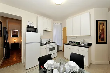 Rented by Eisenberg Exclusives