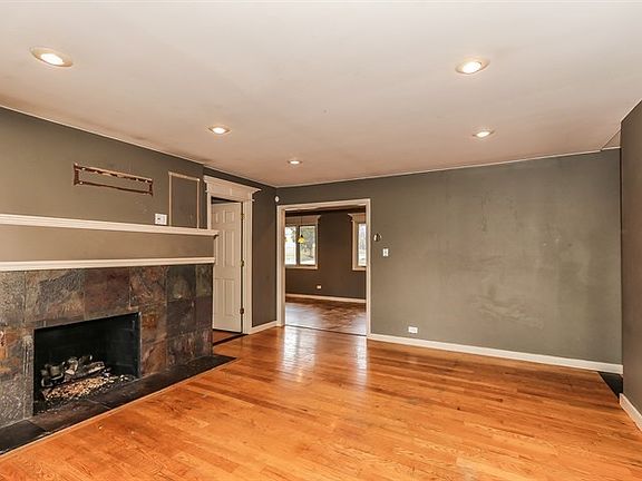4th image of 457 W Woodworth Pl