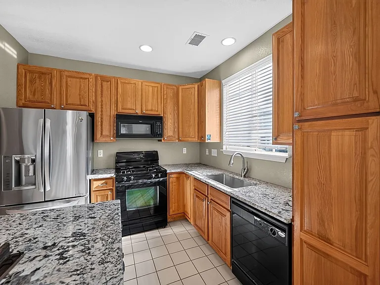9441 Ashbury Cir #102 — Photo 7