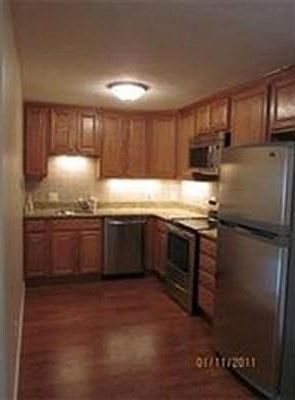 2nd image of 366 Elliot St APT 7