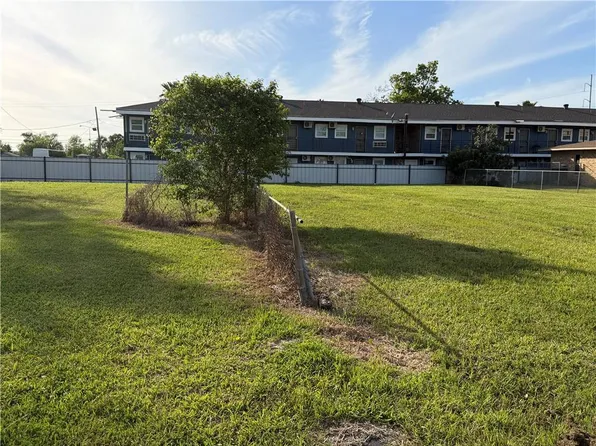 1004 S Bengal Rd, Metairie, LA 70003