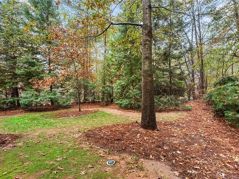 4324 Laurel Creek Ct SE — Photo 30