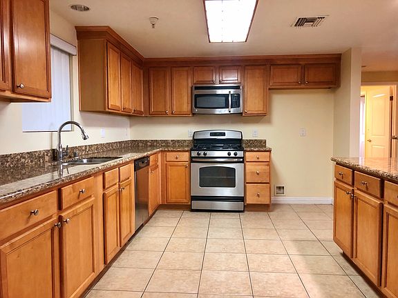 5th image of 7526 Laurel Canyon Blvd Unit 305