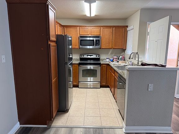 2nd image of 12191 Cuyamaca College Dr E