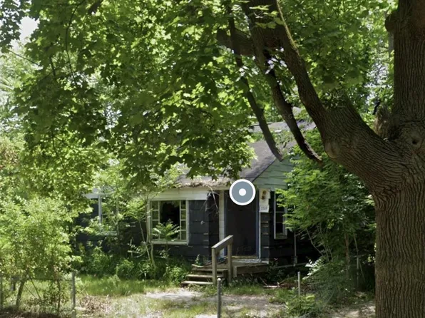 1526 Arizona Ave, Flint, MI 48506