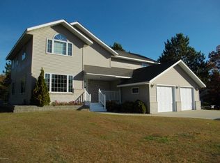 3207 Arrowwood Cir NW, Bemidji, MN 56601