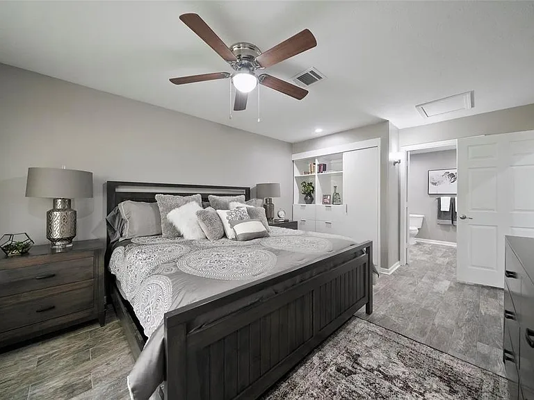 3508 Balboa Cir — Photo 16