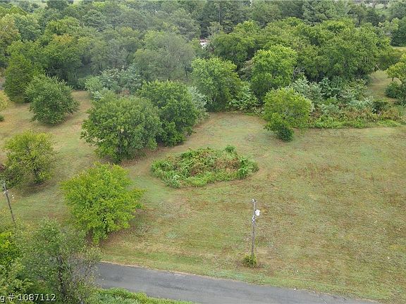 4th image of Choctaw Ave