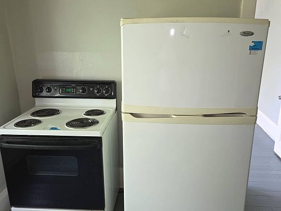 2nd image of 3658 E 54th St