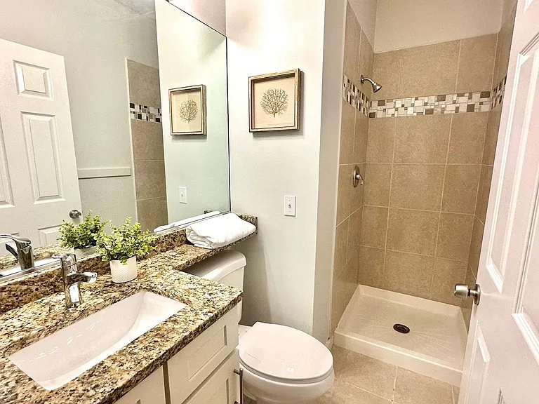 47 Bradford Commons Ln #47 — Photo 11
