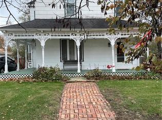 206 E Mill St, Gallatin, MO 64640