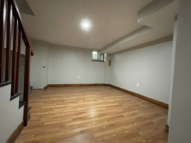 2644 W Lafayette Ave — Photo 3