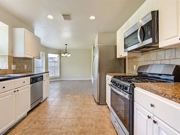 138 W New Meadows Dr — Photo 11
