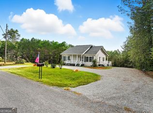 716 Old Pleasant Valley Rd, Talking Rock, GA 30175