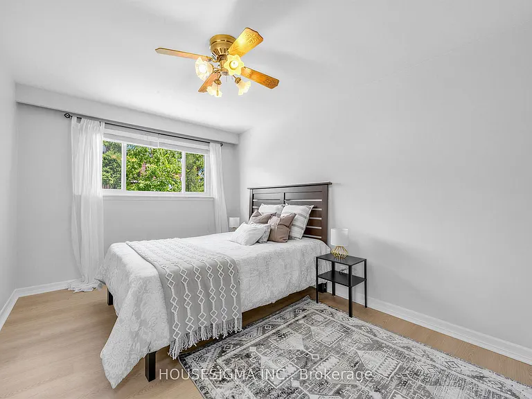 51 Tisdale Ave #MAIN FLOOR — Photo 10