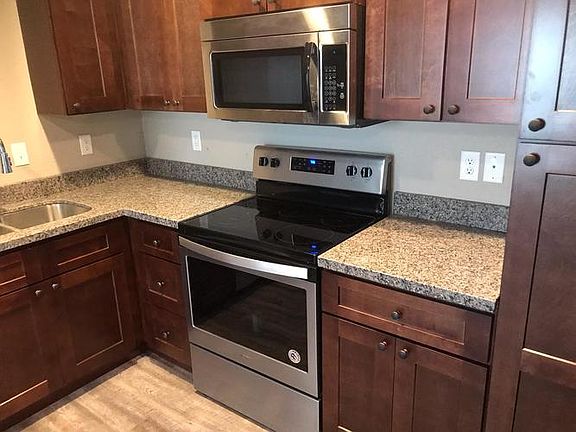 2nd image of 10511 Kane Dr
