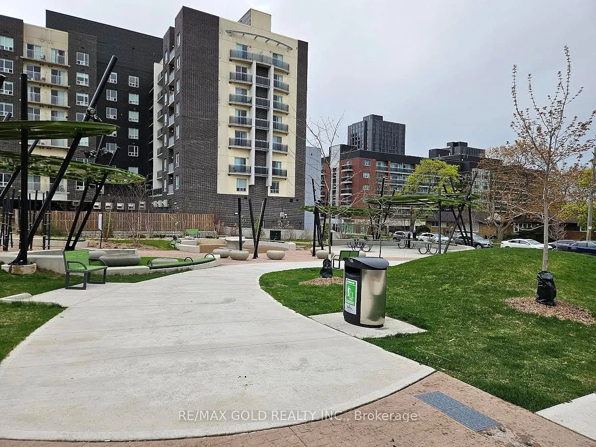 2 bed, $2,300 — Photo 1