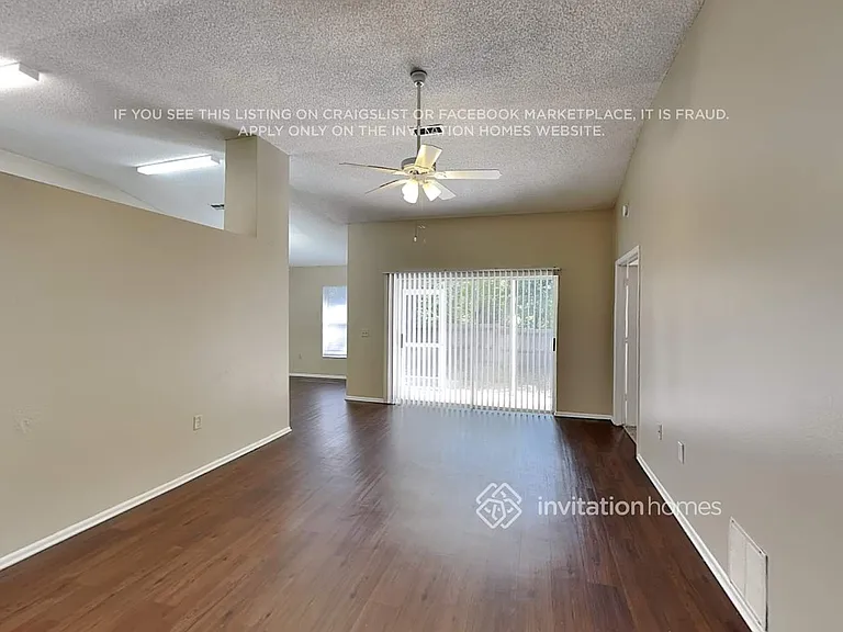 515 49th St E — Photo 17
