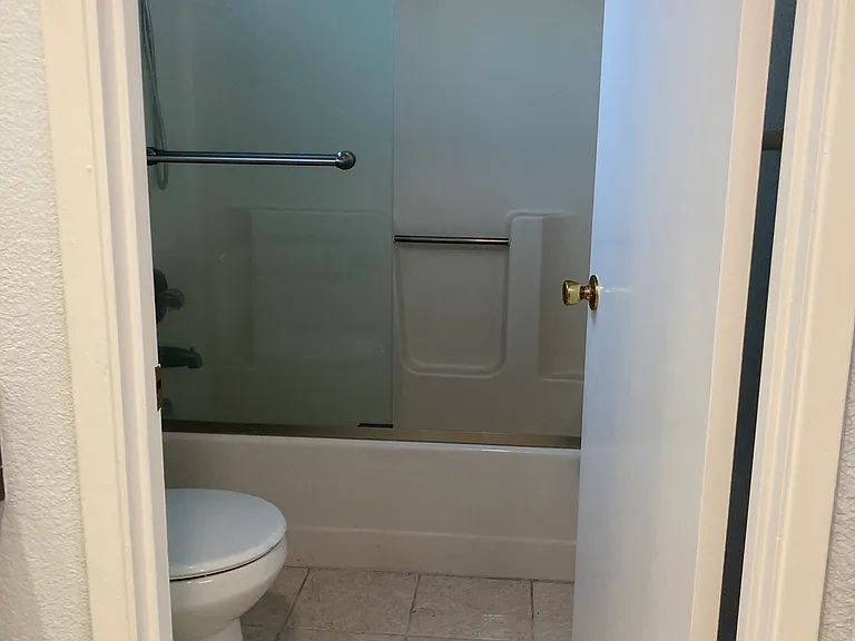 1206 Sargenti Ct — Photo 7