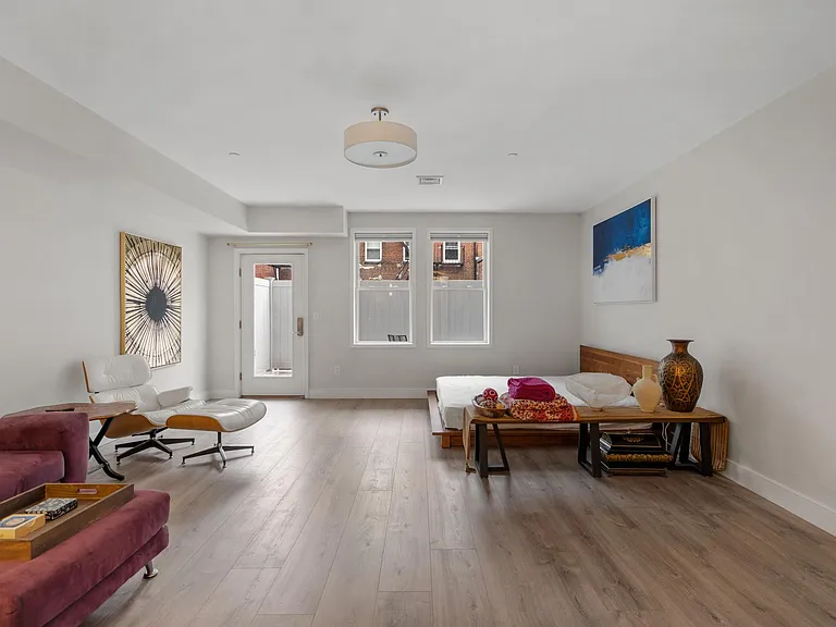 70 Bremen St #207 — Photo 2