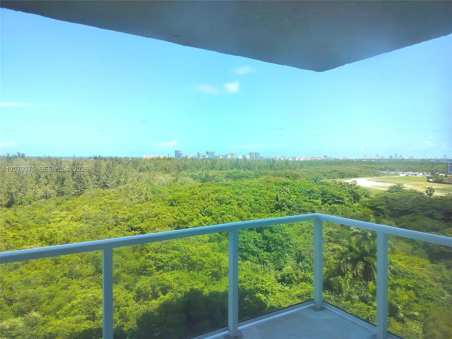 The Oaks I Condo — Photo 4