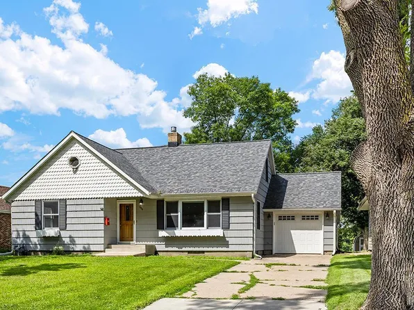 644 S Nicollet St, Blue Earth, MN 56013