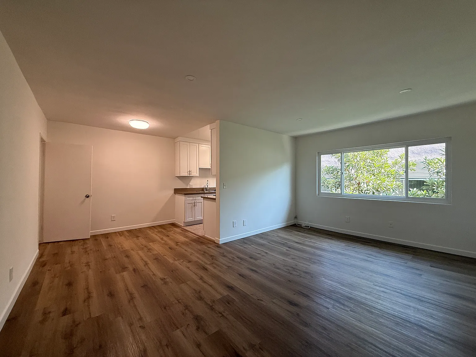 2 bed, 1000 sqft, $2,350 — Photo 4