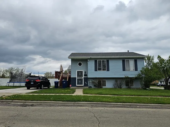 1802 11th St, Waukegan, IL 60085