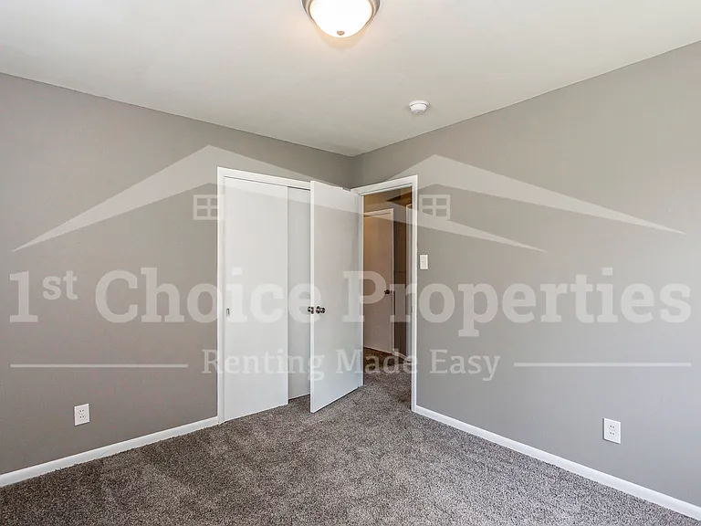 3355 Crescent Dr — Photo 17