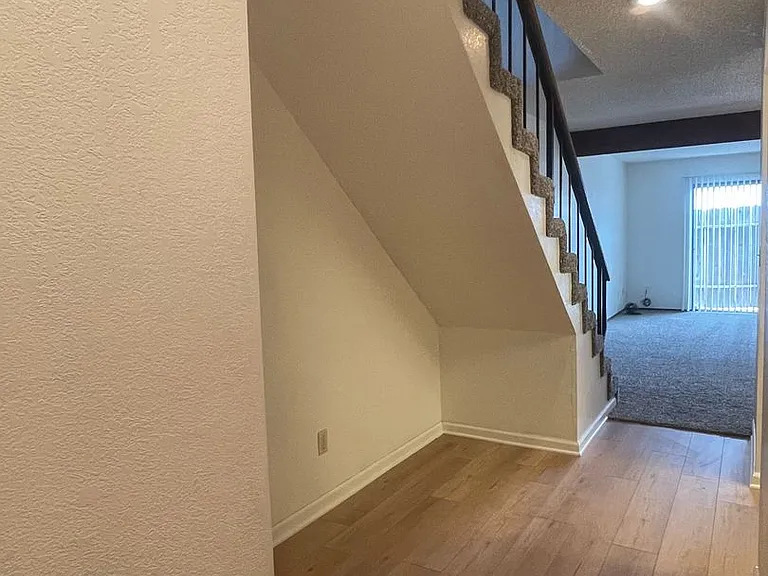1185 Lancers Ln — Photo 6