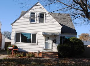 7410 Pearl Rd, Middleburg Heights, OH 44130