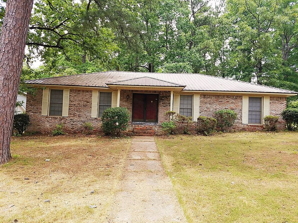 5008 Briarcliff Dr 3br/2ba