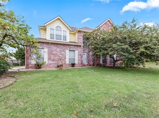 1922 S Cypress Ave, Broken Arrow, OK 74012