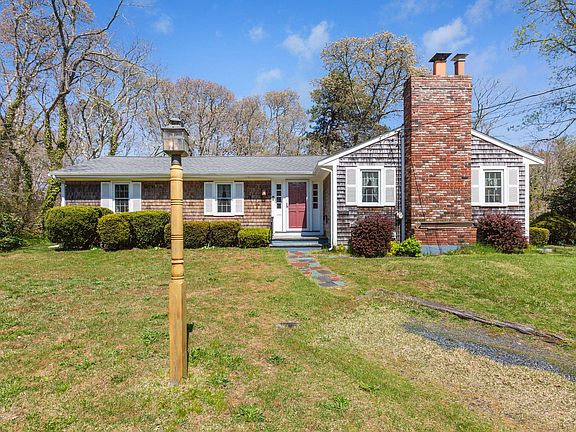 4th image of 1230 Massasoit Road