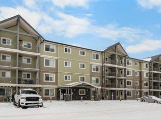 181 N Skyview Ranch Mnr NE #2210, Calgary, AB T3N 0V2