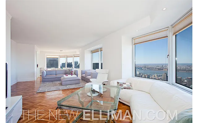 Sold by Douglas Elliman | media 16