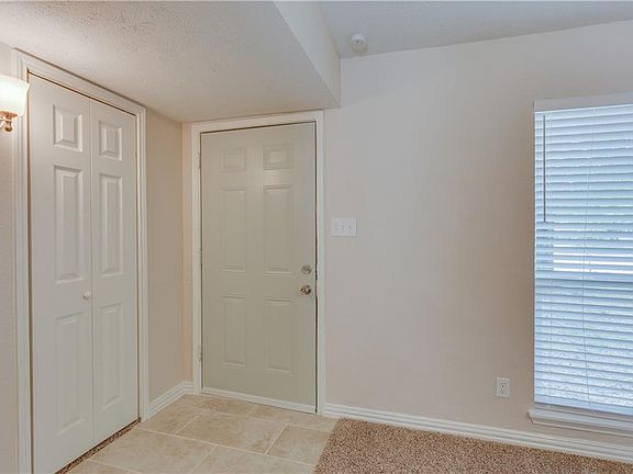 5th image of 3901 Mulberry Ln