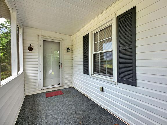 5th image of 600 Old Whiskey Rd S