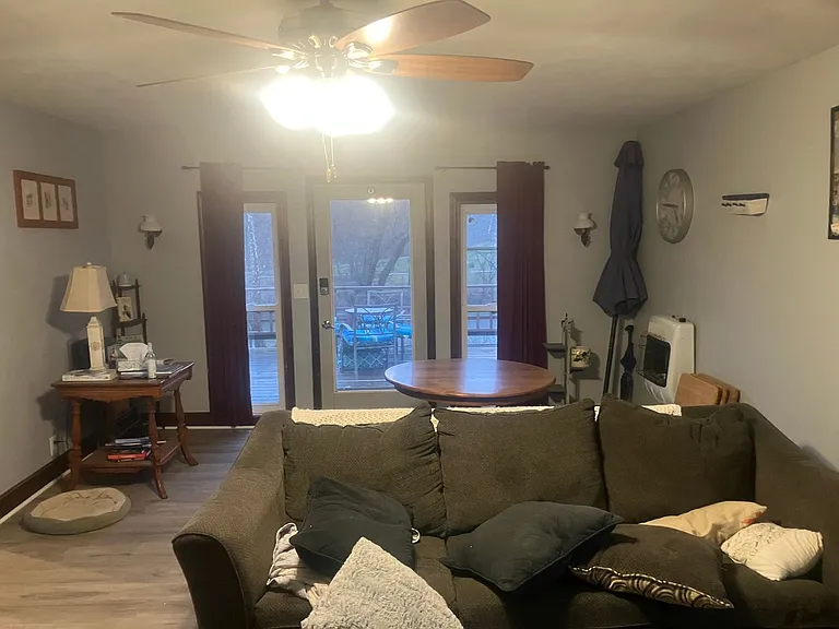 912 Wayne Ct — Photo 10