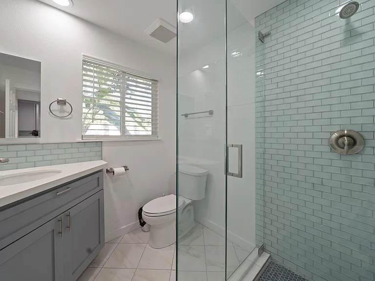 426 Brooks St #B — Photo 3