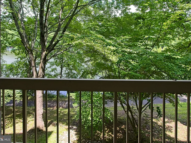 11108 Boathouse Ct #97 — Photo 22