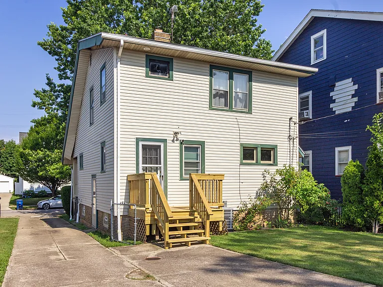 2084 Wascana Ave — Photo 22