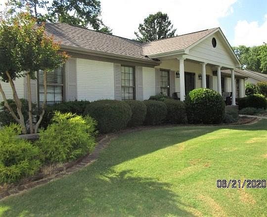 1st image of 325 Crestwood Dr